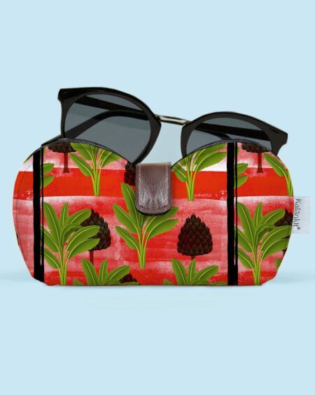 Sunglasses Travel Case | An Unlikely Combination