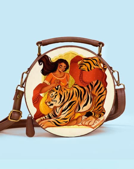 Round Sling Bag | Predatory