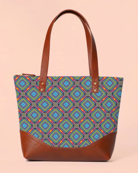 Doodle Design Shoulder Bag for Women - Trippy Colorful Design